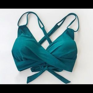 New bikini top with cross cross tie back